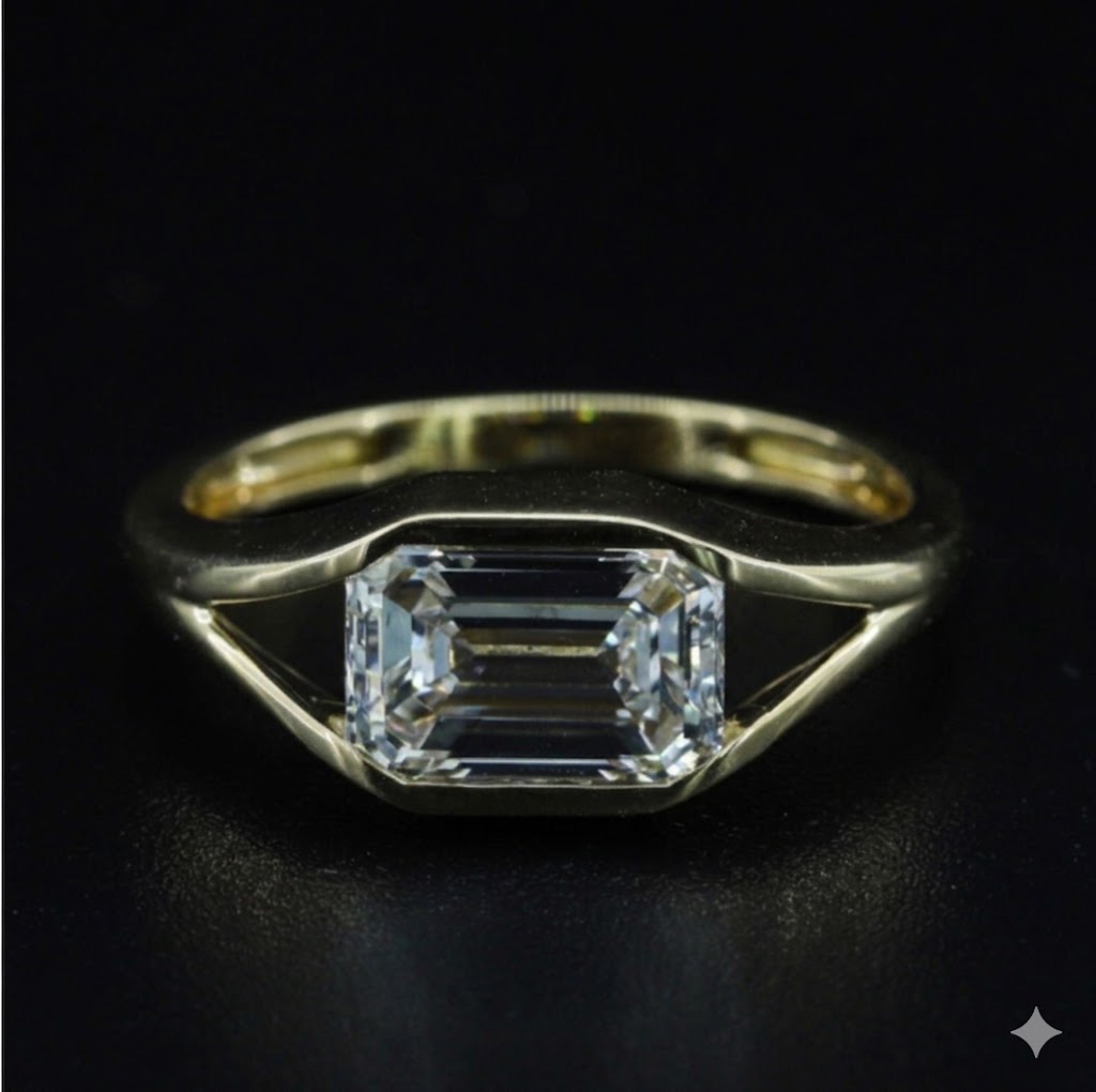 💎2 Ct VVS/VS Emerald-Cut Lab-Grown Diamond Engagement Ring | 14k Yellow Gold | Luxury Fine Jewelry 💛✨