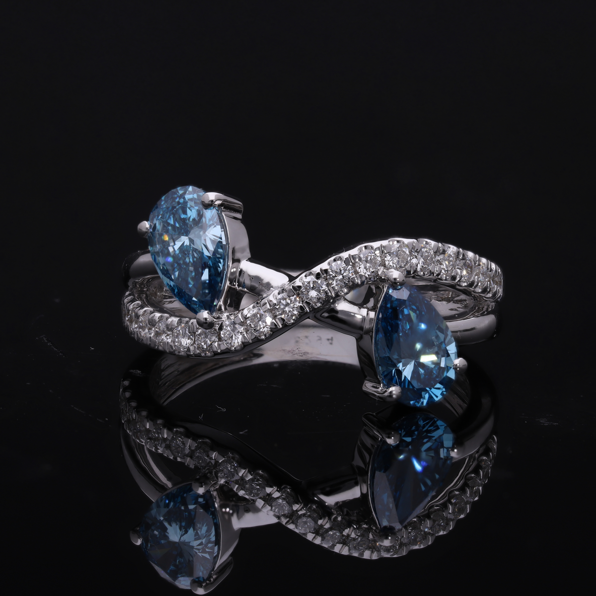 1.40 Ct Blue Pear & White Round Cut Labgrown Diamond Crossover Ring | 14k Rose / White / Yellow Gold (Copy)
