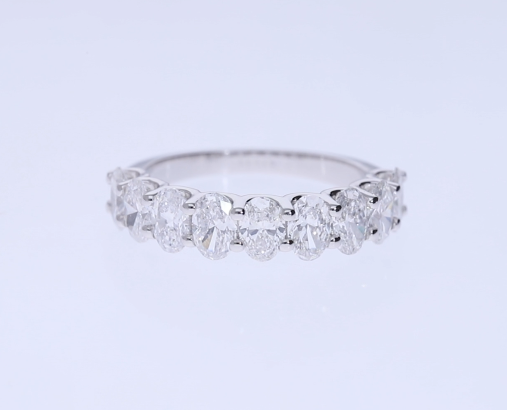 💍 2.31 Ct VS Oval Cut Lab-Grown Diamond Band | 14k White / Yellow Gold | Half-Eternity Ring ✨💎