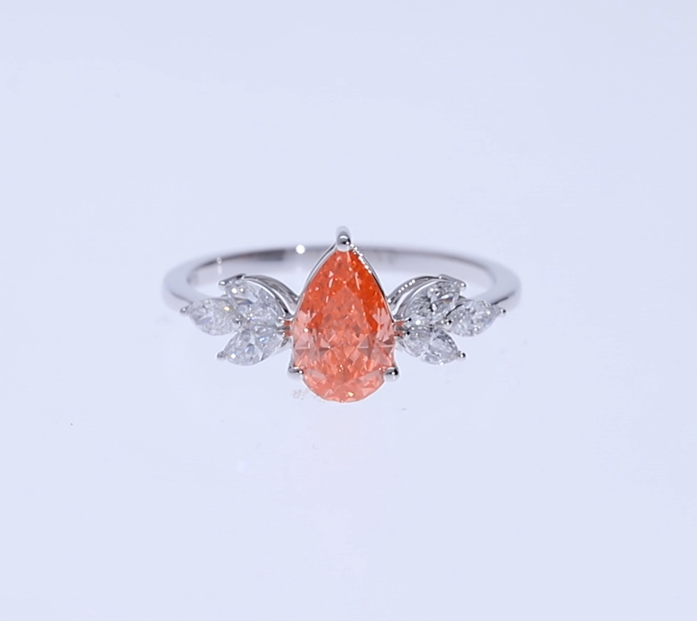 💍 0.85 Ct Oval Cut Pink & White Lab-Grown Diamond Ring | 14k Gold | Elegant Fashion Ring ✨💎 (Copy)