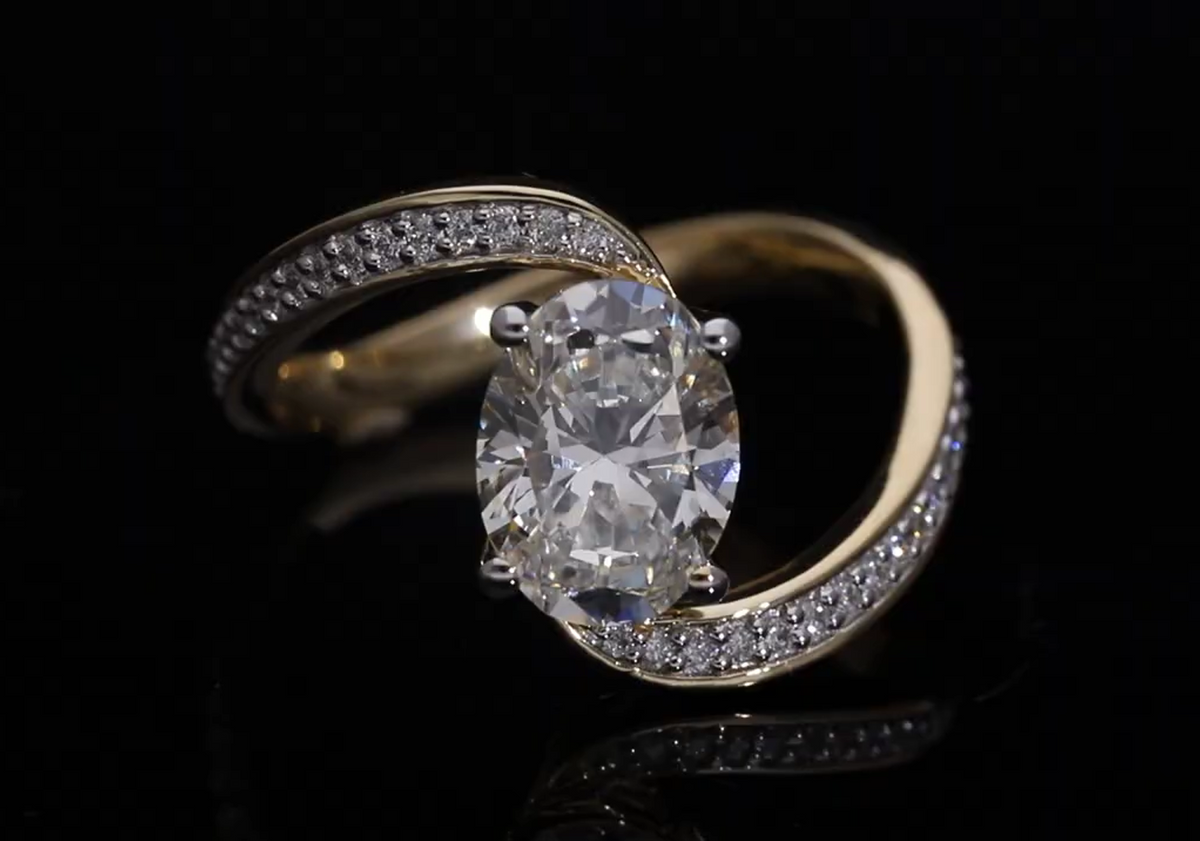 2.25 Ct White Oval & Round Cut Labgrown Diamond Bypass Swirl Ring | 14k Yellow, White, Rose Gold