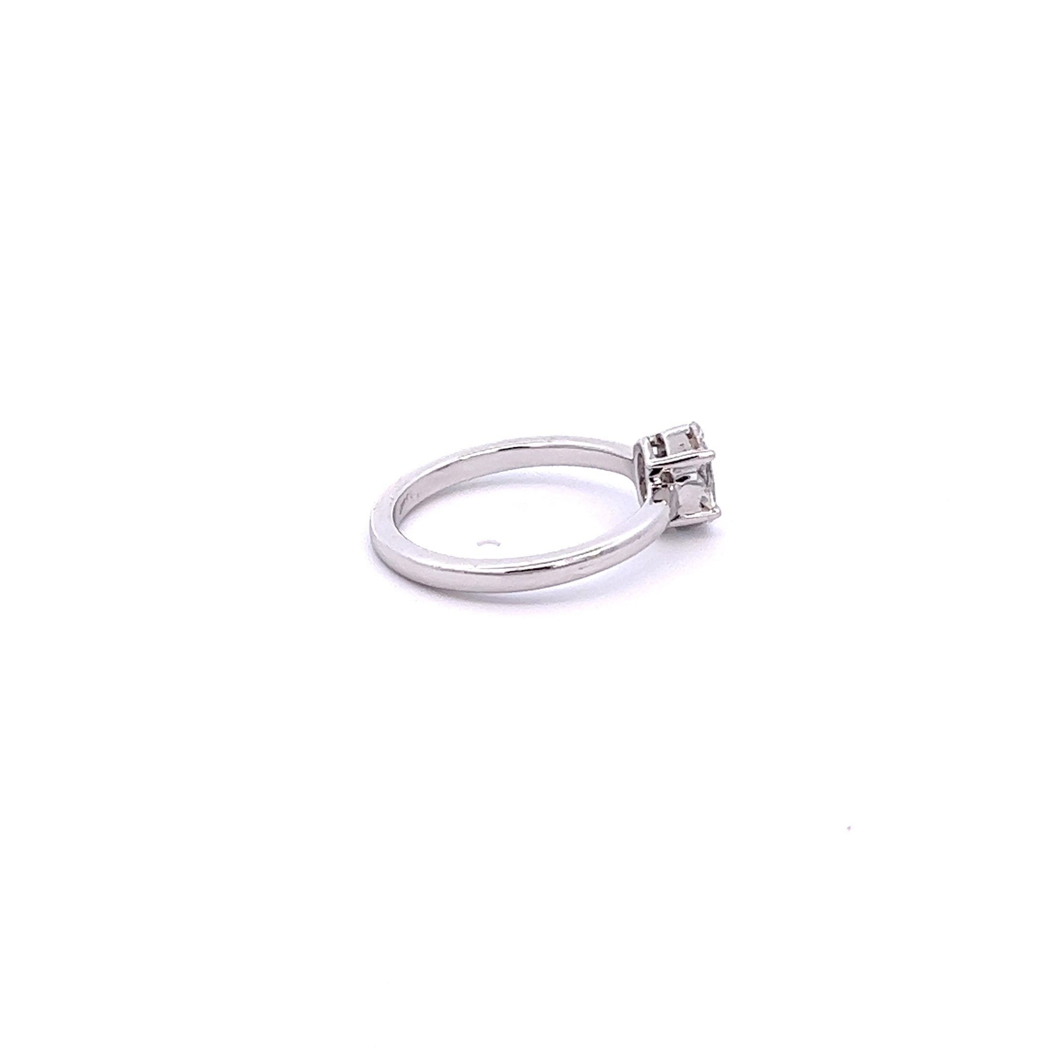 Sparkling Oval Diamond Engagement Ring in 18K White Gold