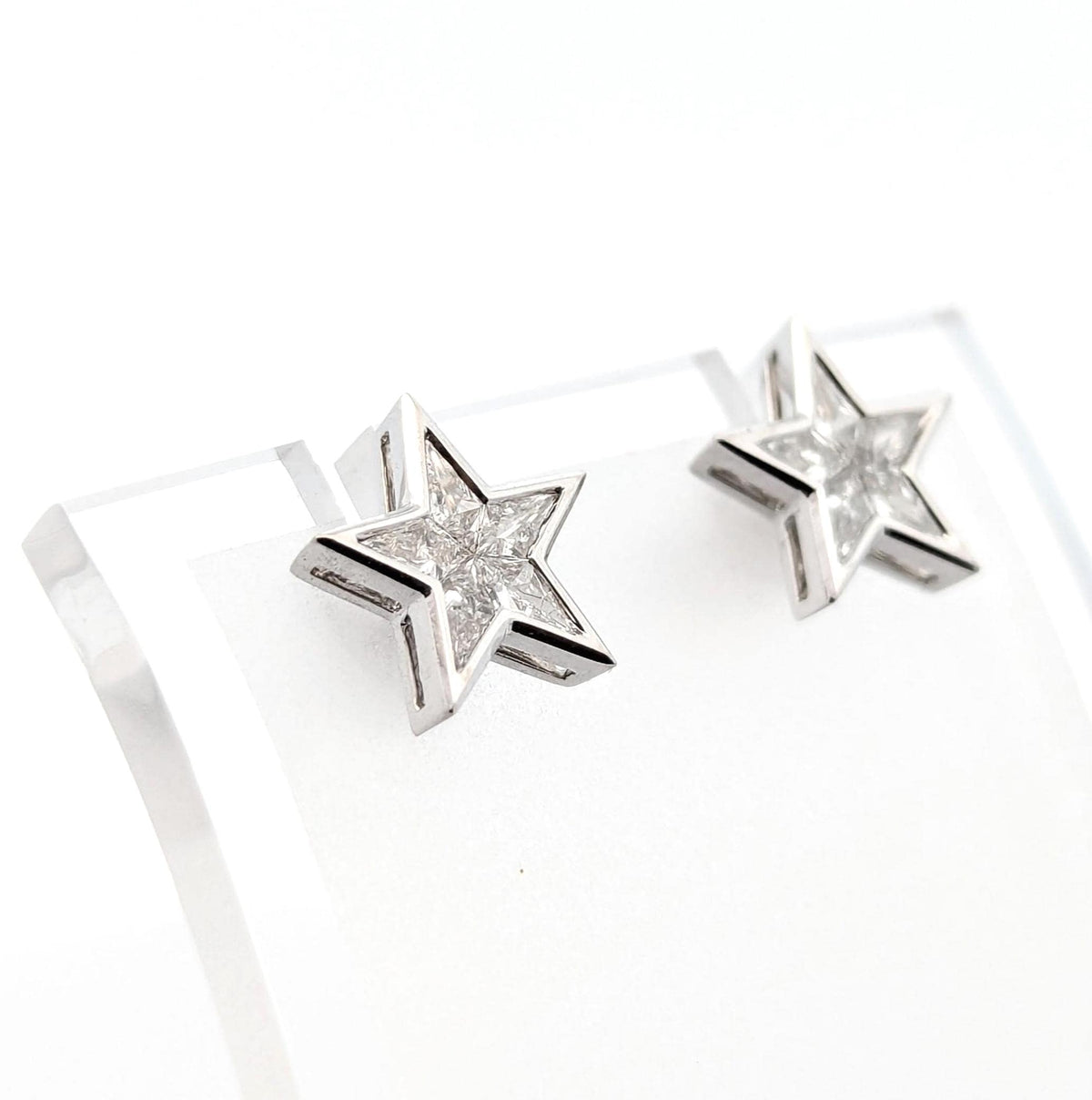 18K White Gold Star Earrings: Natural Diamond Fine Jewelry