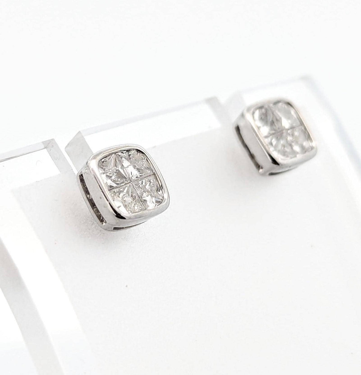 18K White Gold Star Diamond Earrings: Fine Jewelry Gift