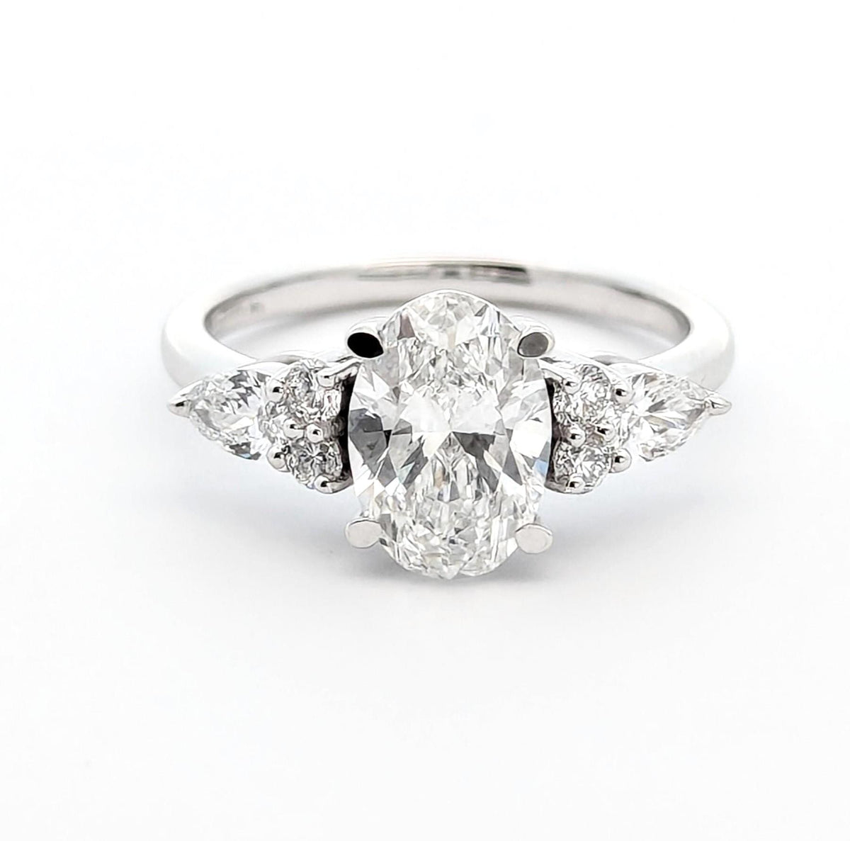 2.30 CT VVS Lab Grown Oval Center Stone Luxury Engagement Ring with 14k White Gold | Engagement Ring | Fine Jewelry | Gift for Her