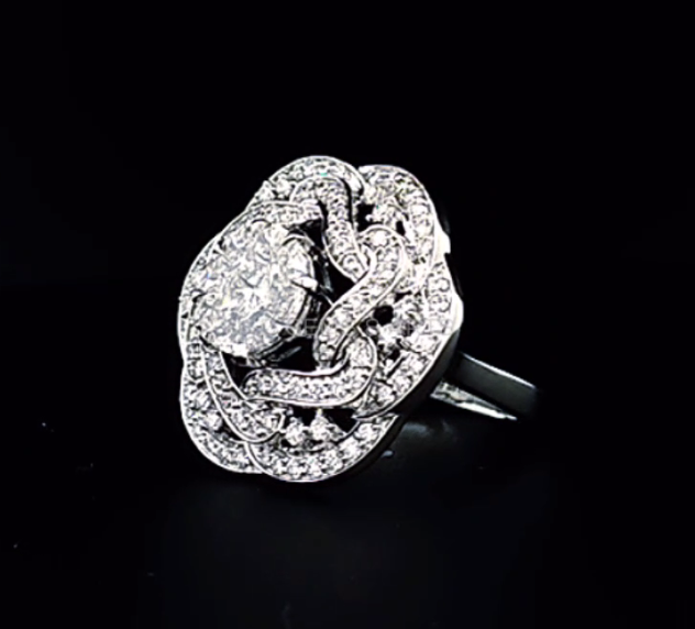 Heavy Round Illusion Cut Rose Floral Pattern Diamond Gold Ring
