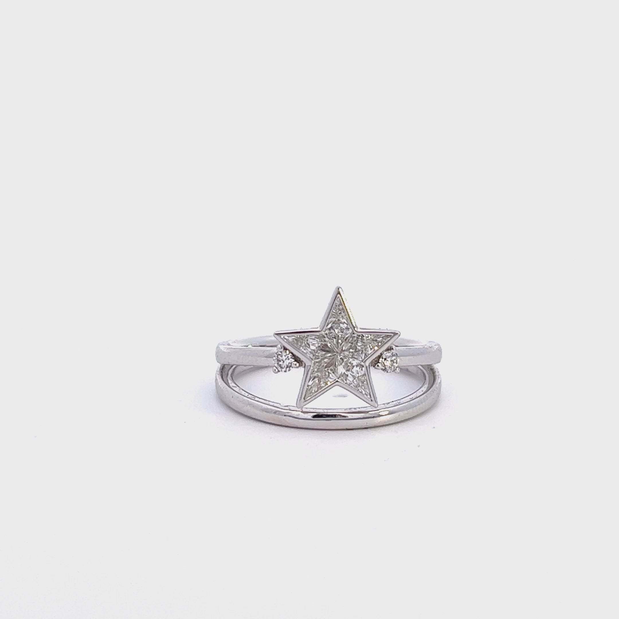 Round and Star Illusion Cut Solitaire Double Band Diamond Gold Ring